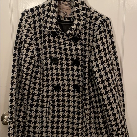 Body Central Women’s Business Wool/Polyester Blend Peacoat Sz XL fits like a S-M - Picture 1 of 2